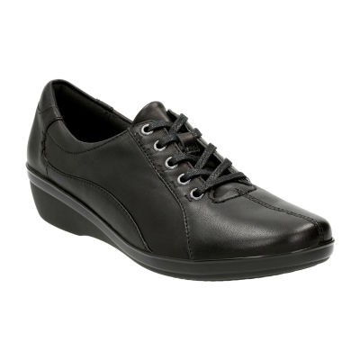 clarks black oxfords