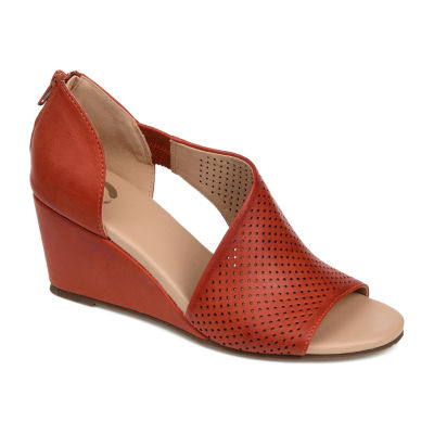 journee collection radia wedge pump