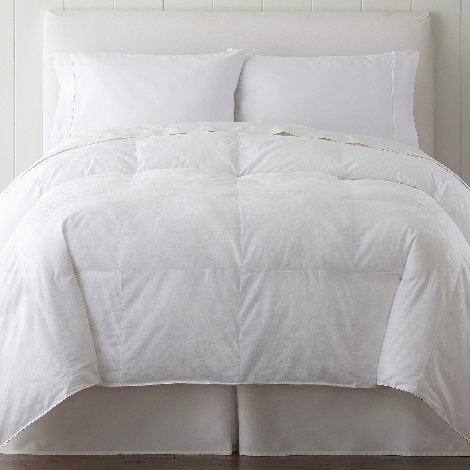 Upc 025695898411 Royal Velvet Simply Elegant Jacquard Down
