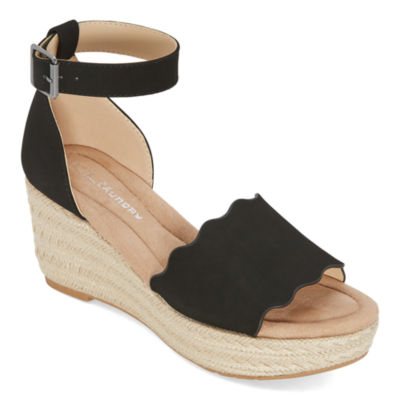 cl by laundry wedges