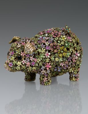 Susana Boxwood Pig Figurine - Flora