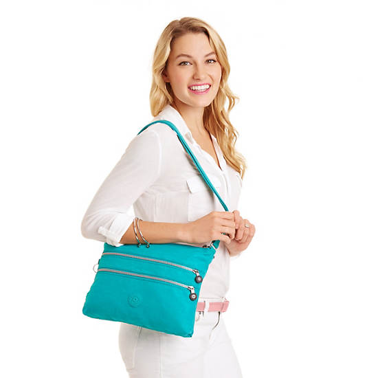 Alvar Crossbody Bag,Lacquer Black,large