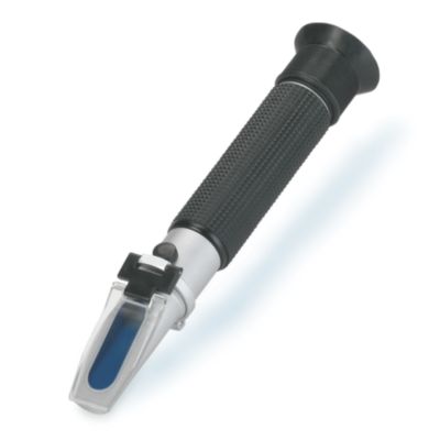 REFRACTOMETER