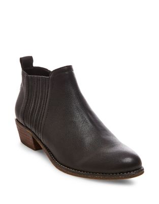 lord and taylor steve madden booties