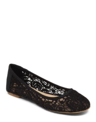 black lace ballerina flats