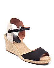 Kyndra Wedges