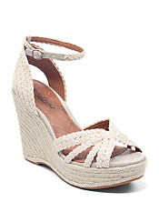Lainey Wedges