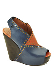 Ramada Leather-Covered Wedges