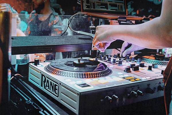 In It to Spin It 