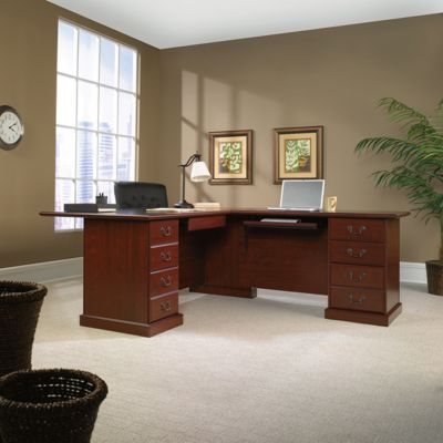 Heritage Hill Traditional Reversible L-Desk, OFG-LD0008