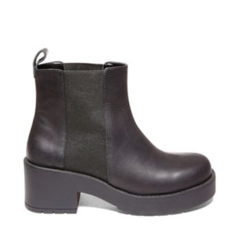 Steve Madden Womens Chelsea Boots + Free Shipping