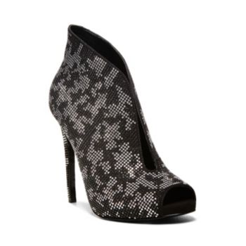 Free Shipping 50+ on Steve Madden Shoes on Sale