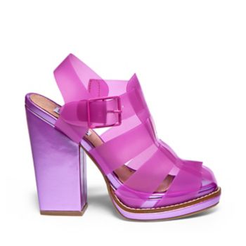 HI-TOP: STEVE MADDEN