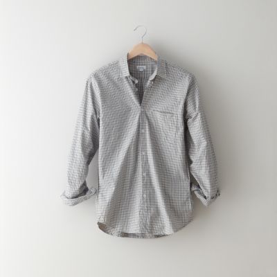 REVERSE SEAM SHIRT OUTSIDE POCKET