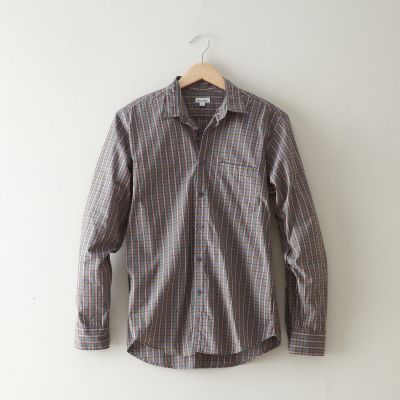 Reverse Seam Shirt Outside Pocket