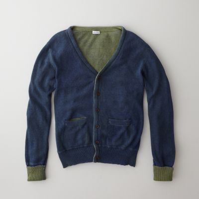 CLASSIC CARDIGAN