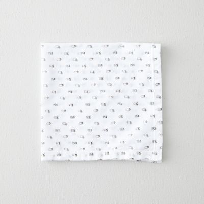 POCKET SQUARE