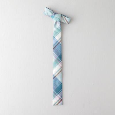 SQUARE END TIE