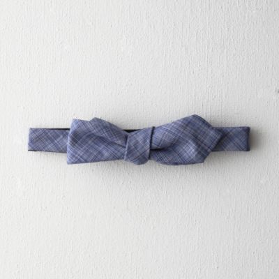ADJUSTABLE BOW TIE