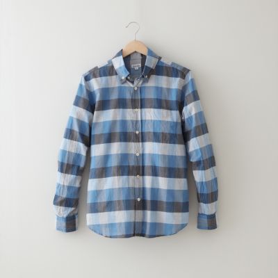 CLASSIC COLLEGIATE SHIRT