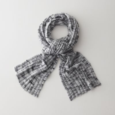 RIBBED LONG SCARF