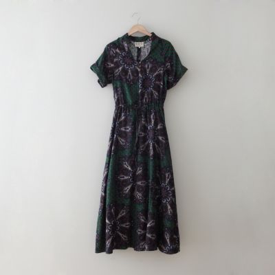 LONG SEAMED PAISLEY DRESS
