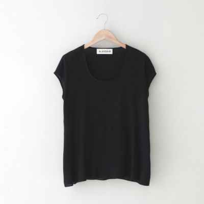 OVERSIZED TEE