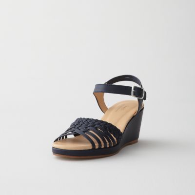 BRAIDED WEDGE SANDAL