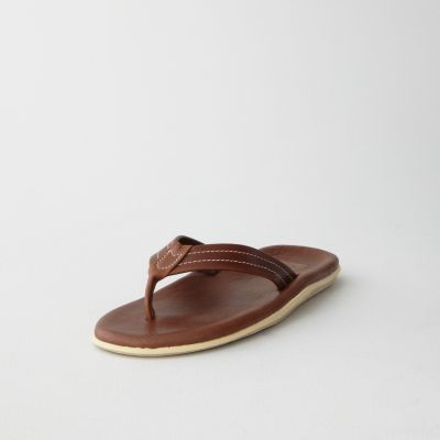 CLASSIC SANDAL
