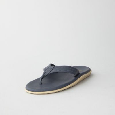 CLASSIC SANDAL
