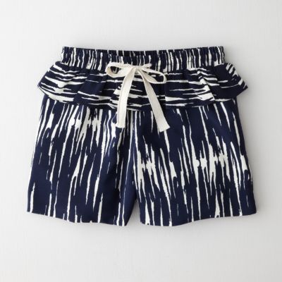 RUFFLE SHORT