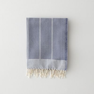 NAVY HERRINGBONE GUEST TOWEL