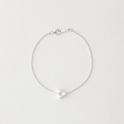 TRIANGLE BRACELET