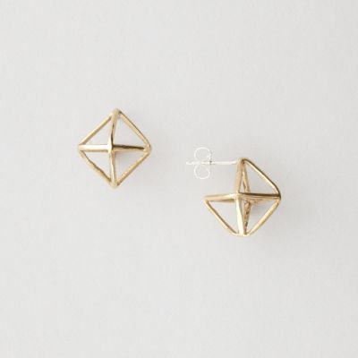 CAGE STUDS