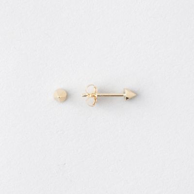 EMILY FACETED POINT STUD