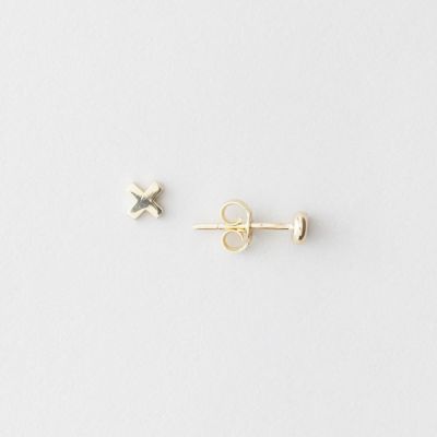 X O EARRINGS