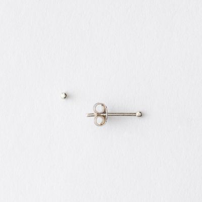 TINY DOT EARRINGS