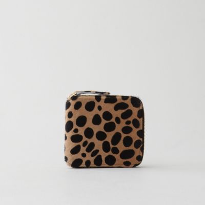 HALF ZIP WALLET