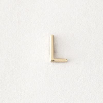 MINI LETTER STUD EARRING - L