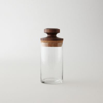 VESSEL 1 WITH WALNUT CORK