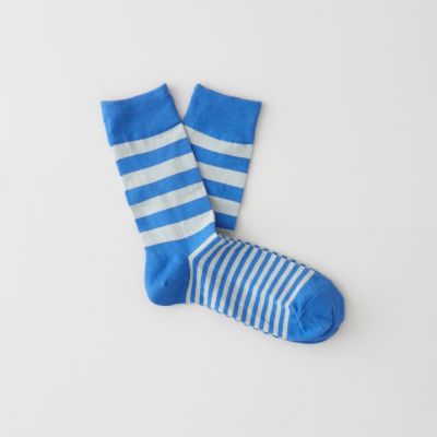 WALK ON SOCKS