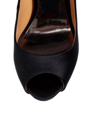 badgley mischka royal pump