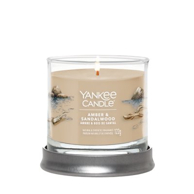Amber & Sandalwood Yankee Candle, Brown, 8.0 Cm X 7.6cm , Sweet & Spicy