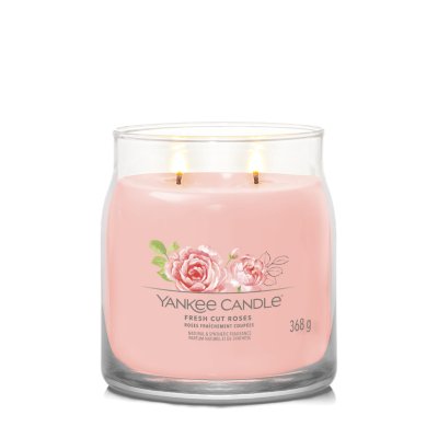 Fresh Cut Roses Signature Medium Jar Candle Yankee Candle, Pink, 9.3cm X 11.4cm , Floral