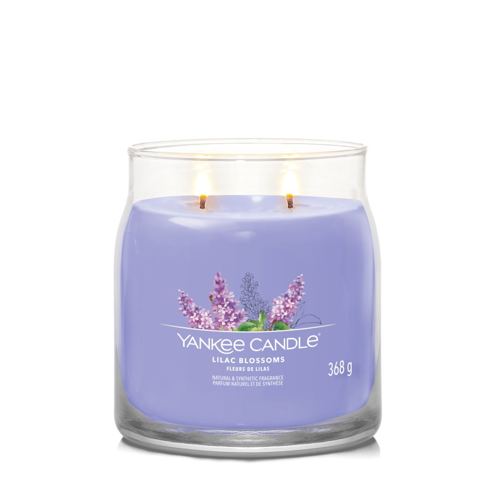 Lilac Blossoms Yankee Candle, Purple, 9.3cm X 11.4cm , Floral
