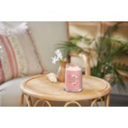 Pink Sands Yankee Candle, 9.3cm X 15.7cm , Floral