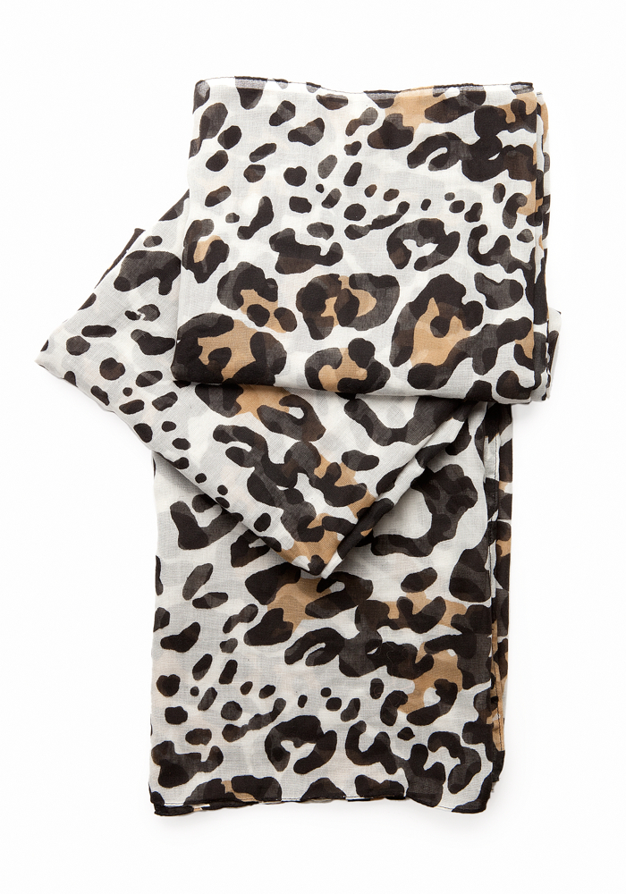 bebe Oversized Leopard Snood