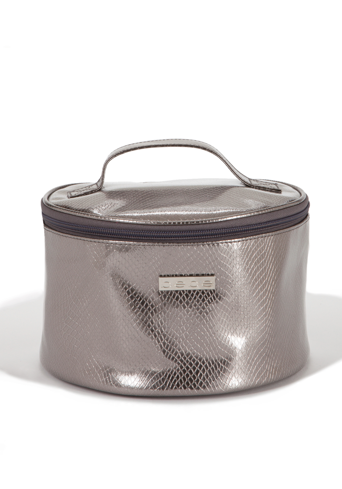 Travel 3 Piece Cosmetic Bag Set - ONLINE EXCLUSIVE at bebe