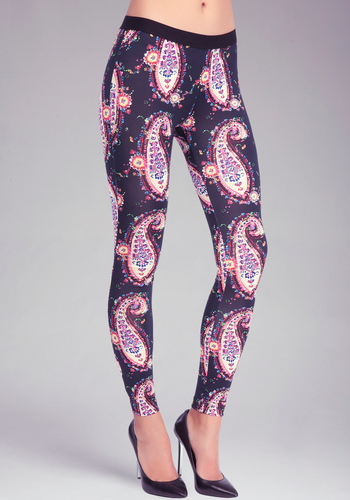 Paisley Parade Print Leggings Voova