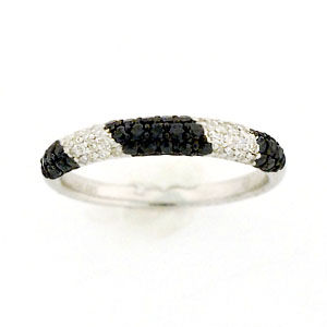 Black and White Alternating Diamond Ring